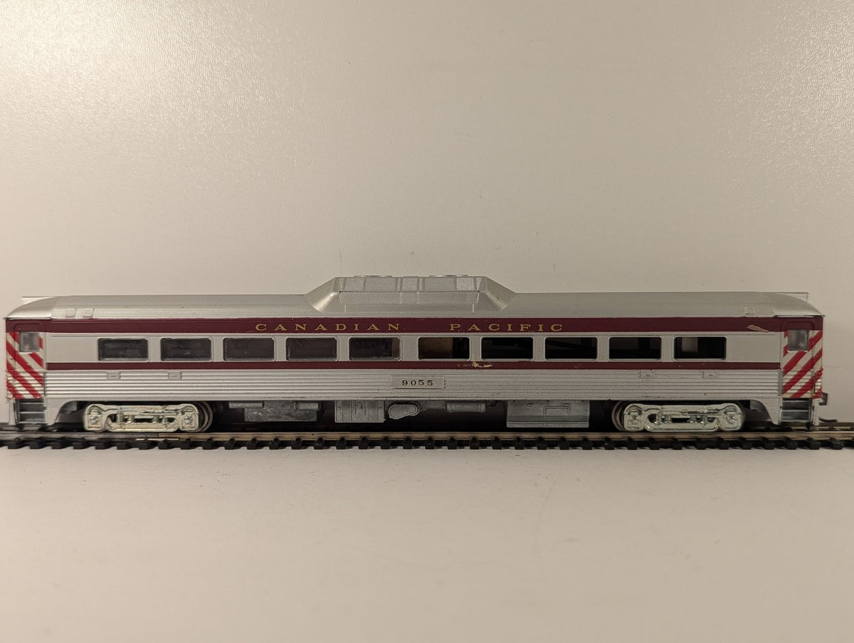 Athearn HO Gauge Budd RDC-1 Diesel Railcar 9055 Canadian Pacific 2170