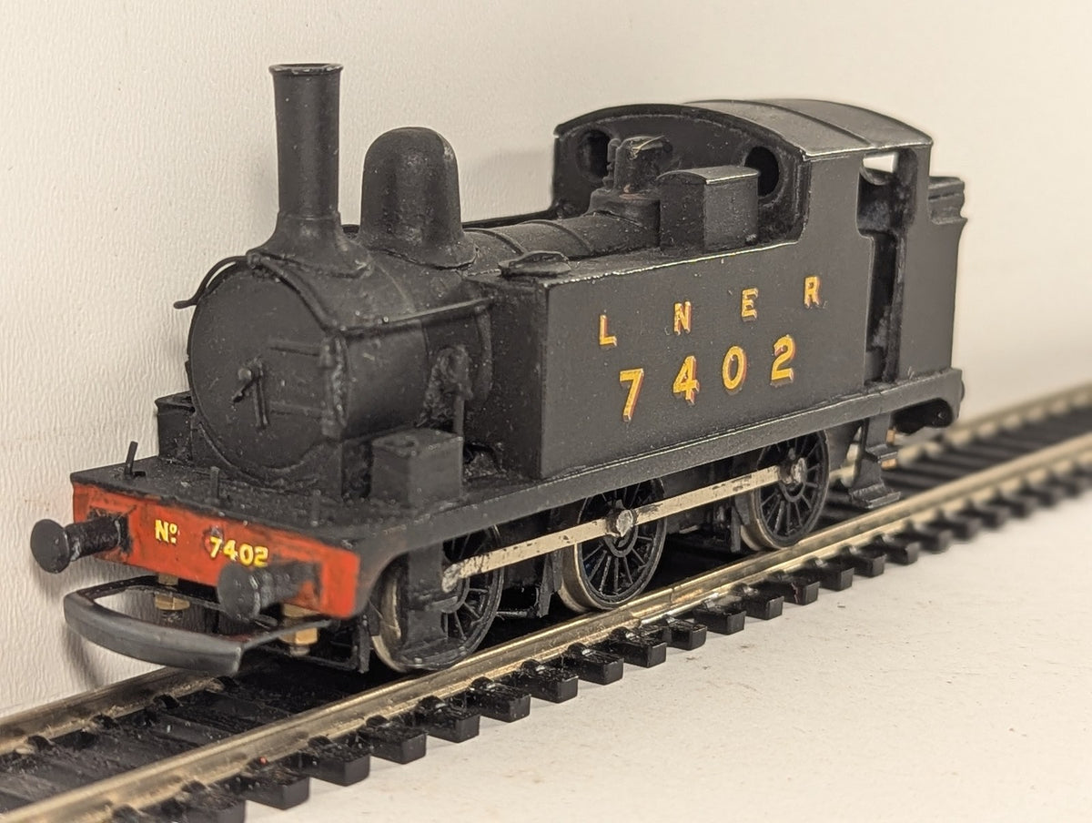 Wills Finecast OO Gauge LNER (Ex GE) J69 Steam Locomotive 7402 LNER Black