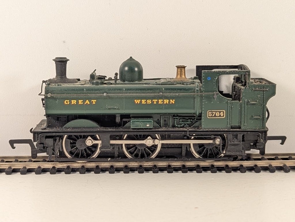 Mainline 37084 GWR Class 57XX 0-6-0PT No.5764 Pannier Tank Missing Roof