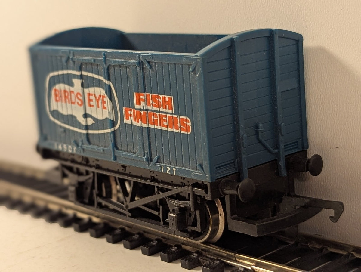Hornby OO Gauge Birds Eye Fish Fingers Open Wagon Goods Wagon 14901