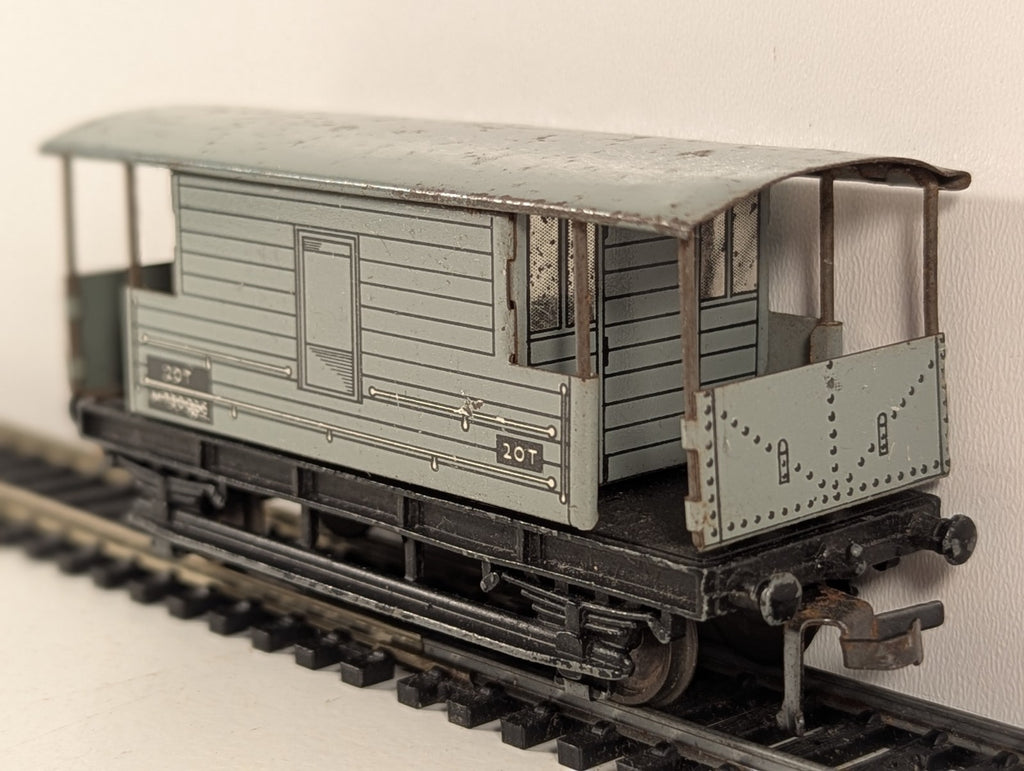 Hornby Dublo OO Gauge BR 20 Ton Goods Brake Van