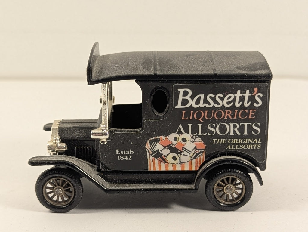 Lledo Ford Model T Van Die-cast Model Van Bassett's Liquorice Allsorts