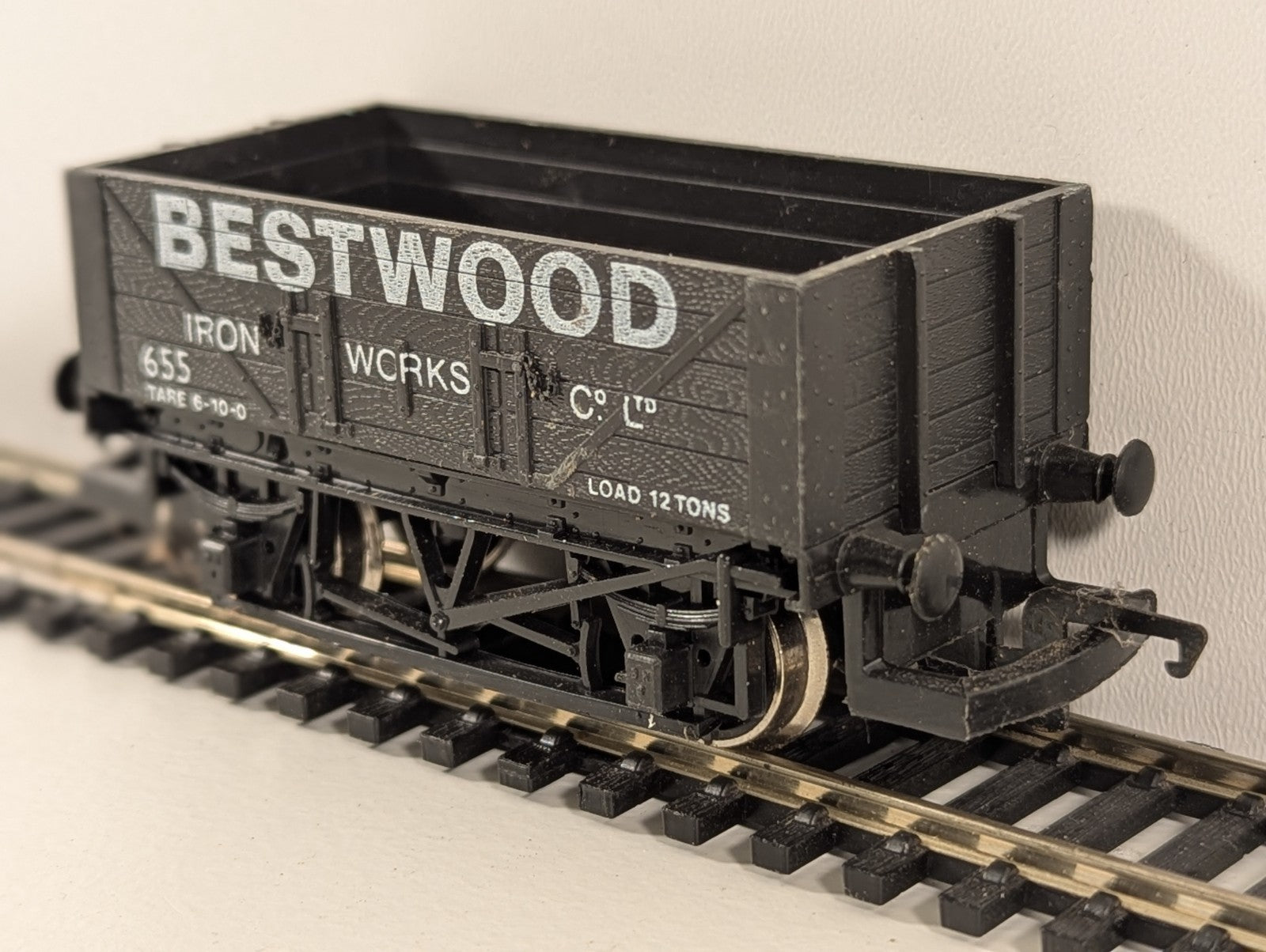 Hornby R096 Bestwood Iron Works 5 Plank Open Wagon No. 655