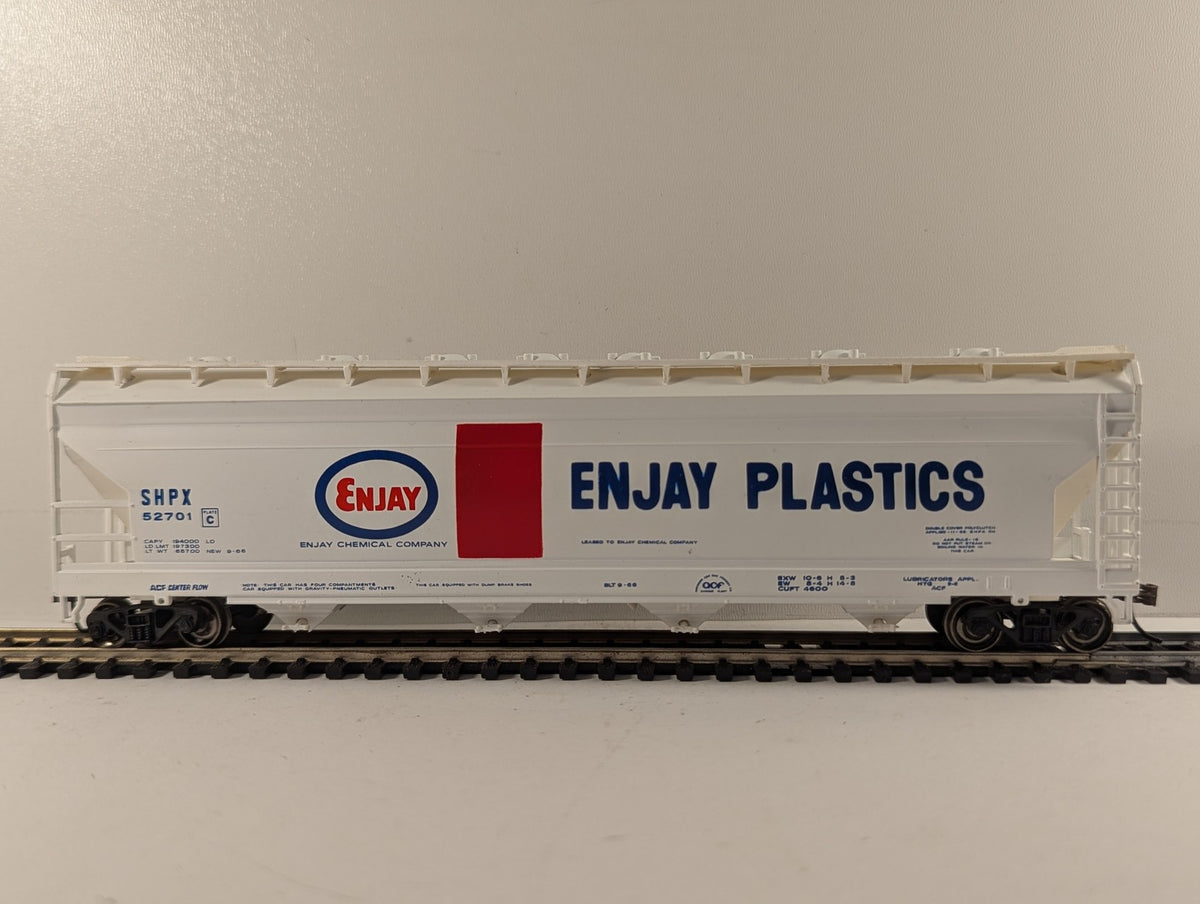 Bachmann HO Gauge 56' Center-Flow Hopper Wagon SHPX 52701 Enjay Plastics 17544