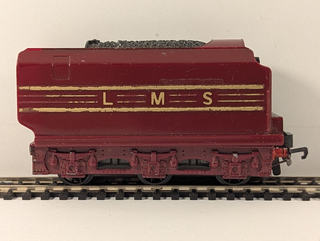 Hornby OO Gauge LMS Streamlined Coronation Tender LMS Crimson Lake