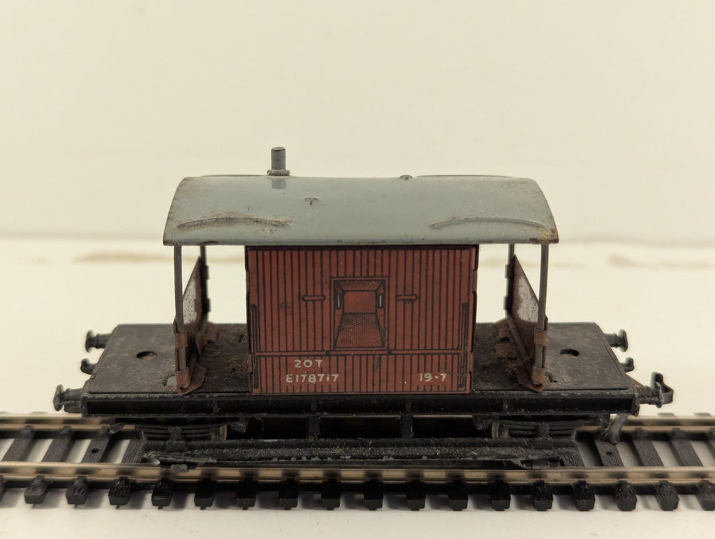 Hornby Dublo OO Gauge 20 Ton Brake Van