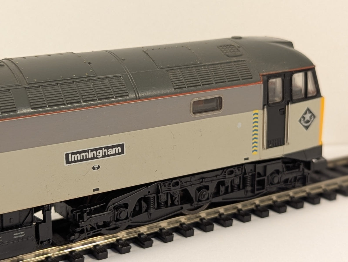 Lima 205033A3 OO Gauge Class 47 Diesel – Damaged Box / Broken Buffer