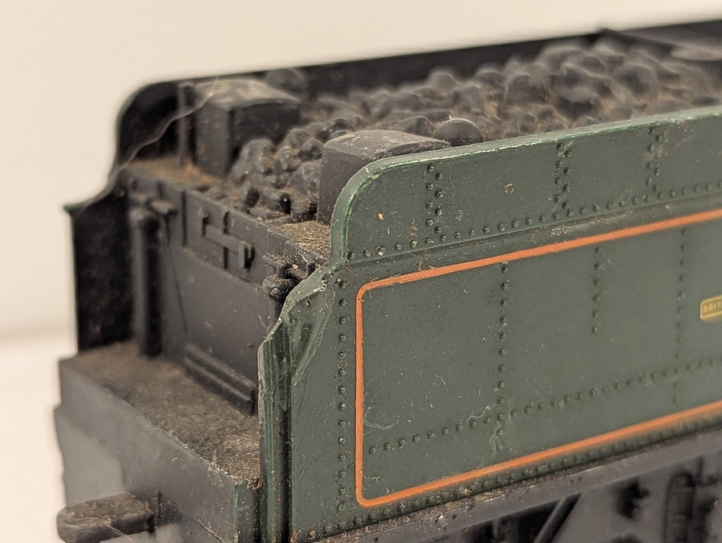 Tri-ang OO Gauge 6-Wheel Tender BR Green