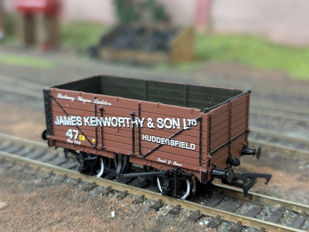 Bachmann 37-2003 7 Plank Collectors Club Wagon James Kenworthy
