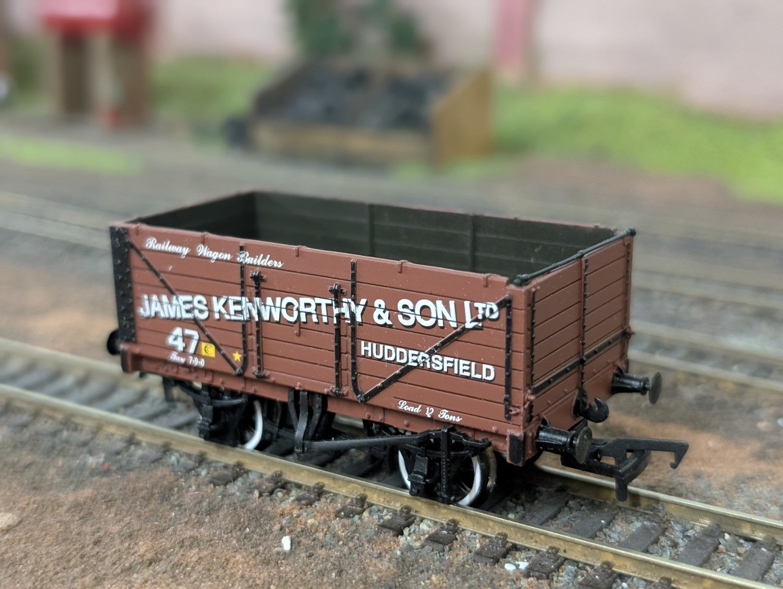 Bachmann 37-2003 7 Plank Collectors Club Wagon James Kenworthy