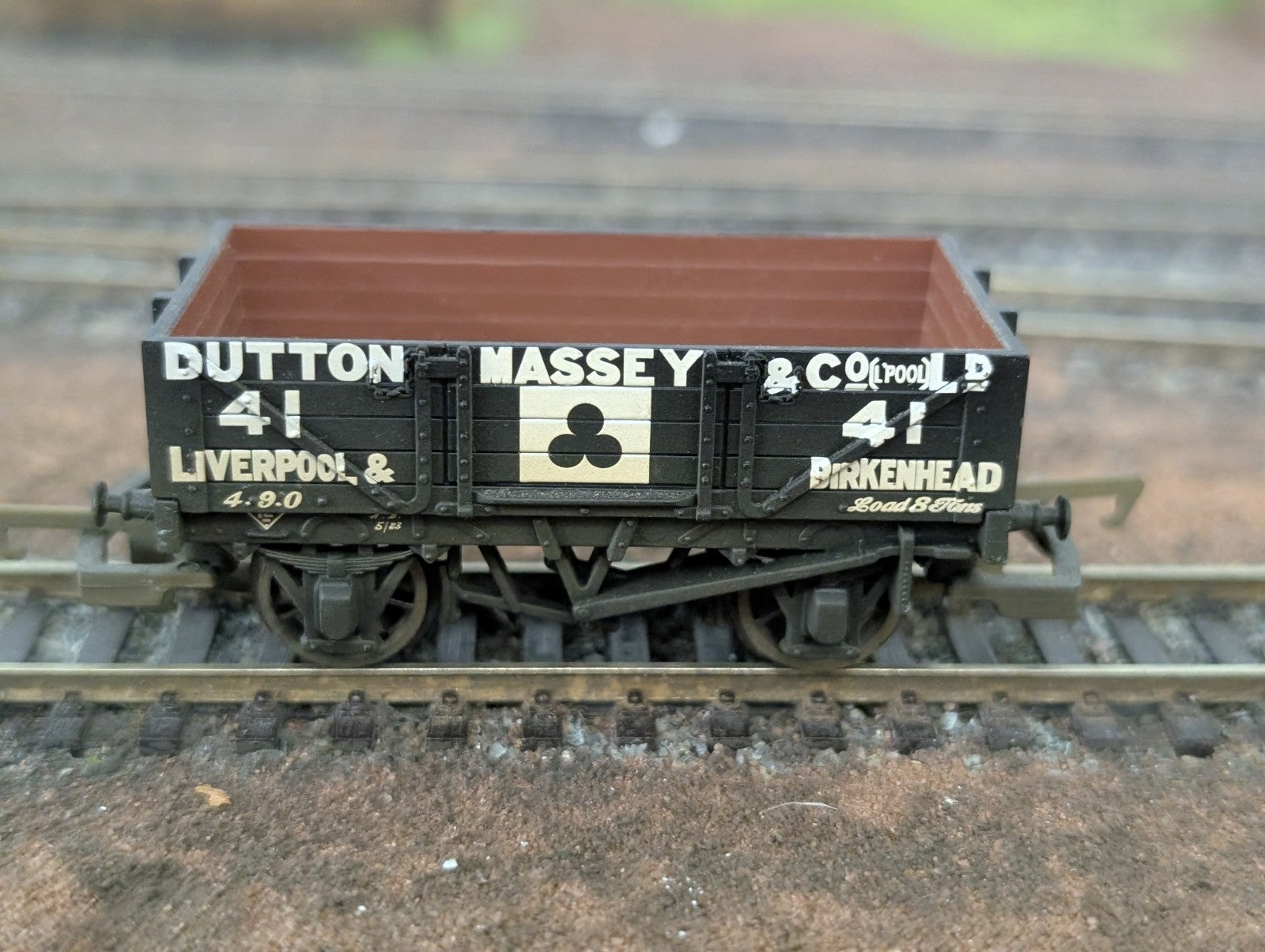 Hornby R6198 4-Plank Open Wagon – Dutton Massey & Co Liverpool – OO Gauge