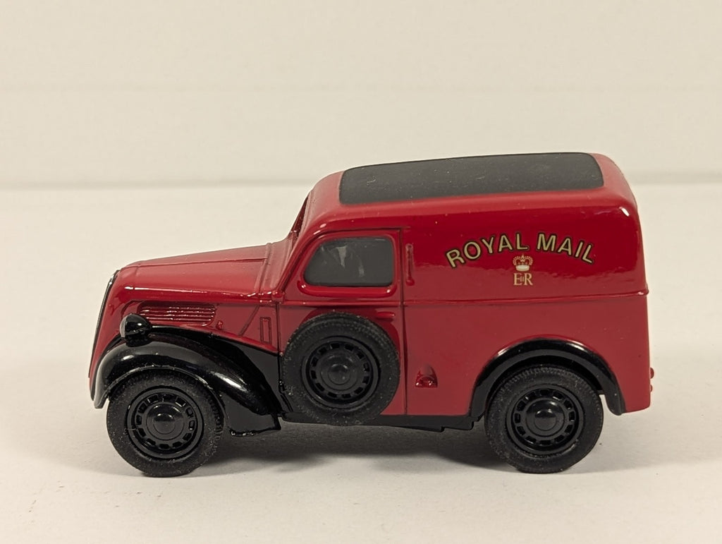 Corgi 1:43 Fordson 5cwt Van Die-cast Model Van DYD 494 Royal Mail 05901