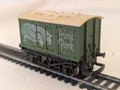 Hornby R009 OO Gauge Prime Pork Closed Wagon