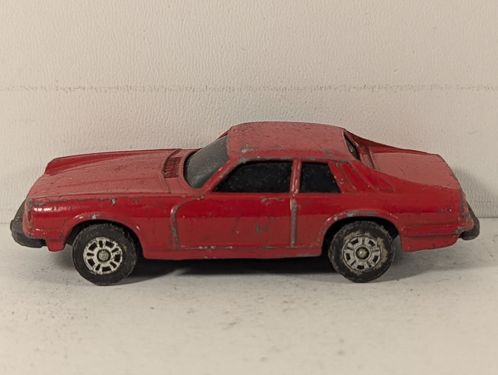 Corgi Jaguar XJ-S Die-cast Car Red