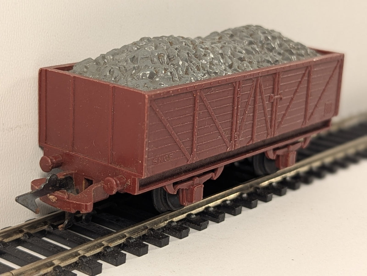Jouef HO Gauge SNCF 2-Axle Open Wagon with Coal Load SNCF Brown