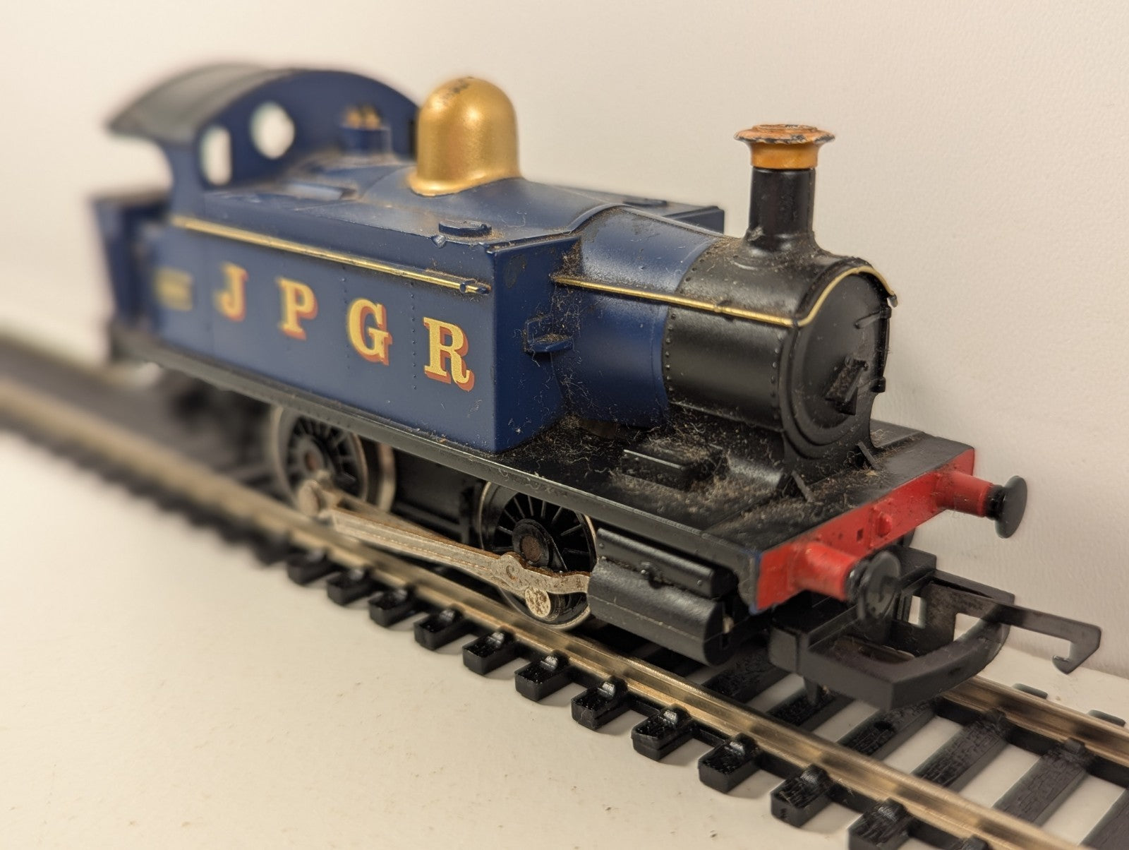 Hornby OO Gauge “JPGR” 0-4-0 Tank Locomotive Spares or Repair