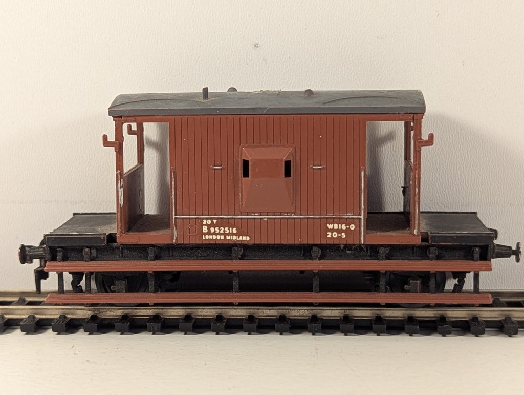 Hornby Dublo BR 20 Ton Brake Van OO Gauge - Missing Buffer Heads & Coupling