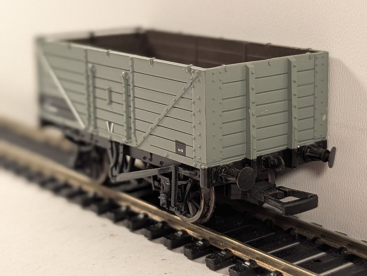 Bachmann OO Gauge 7-Plank Open Wagon Goods Wagon P 38099 BR Grey 37-061