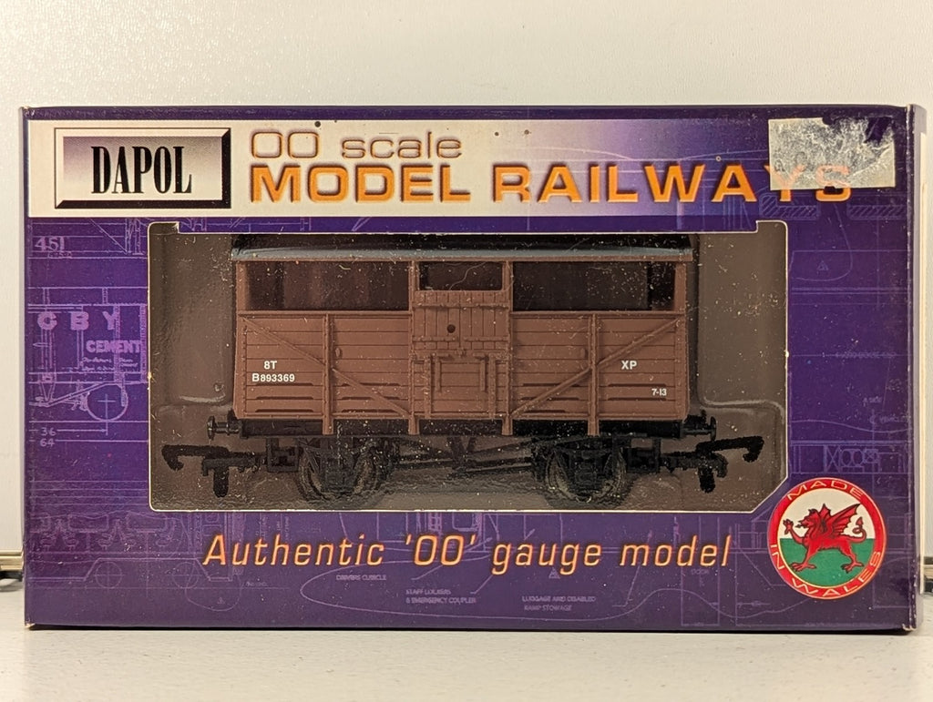 Dapol OO Gauge BR Cattle Wagon Goods Wagon B893369 BR Bauxite B501