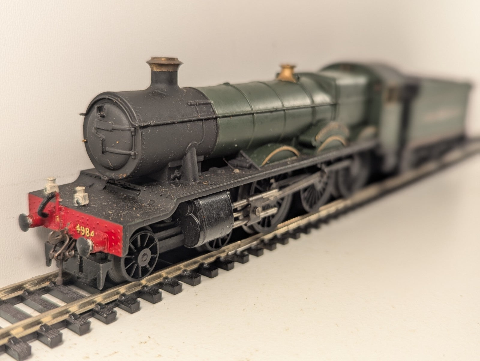 Hornby OO Gauge GWR Hall Class 'Albrighton Hall' Steam Locomotive