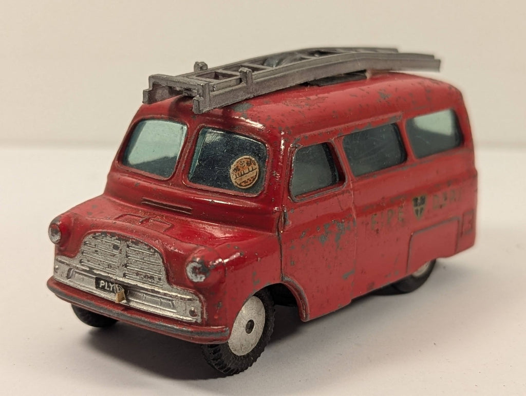 Corgi Toys 423 Bedford Fire Tender Van 1:43 Scale - Chipped Paint