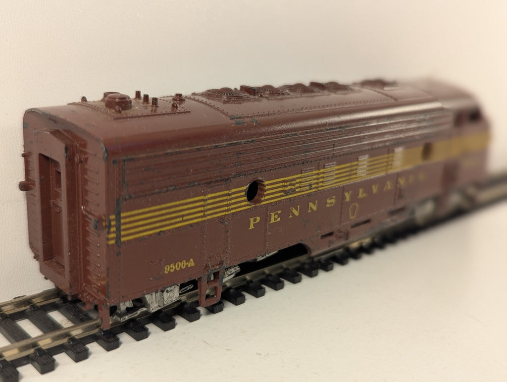 Athearn HO Gauge Pennsylvania Railroad F7A Diesel - Spares/Repairs