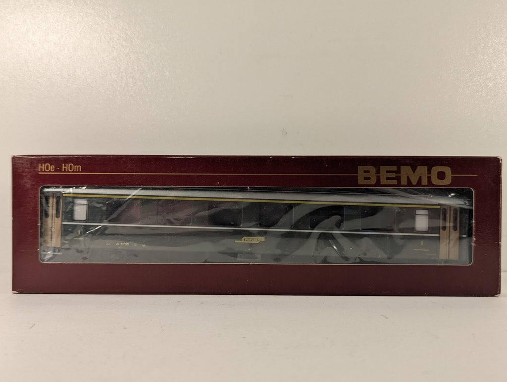 Bemo H0m RhB 1st Class Passenger Coach A 1235 RhB Green 3252 115