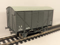 Bachmann OO Gauge GWR 12T Ventilated Van Parto Grey