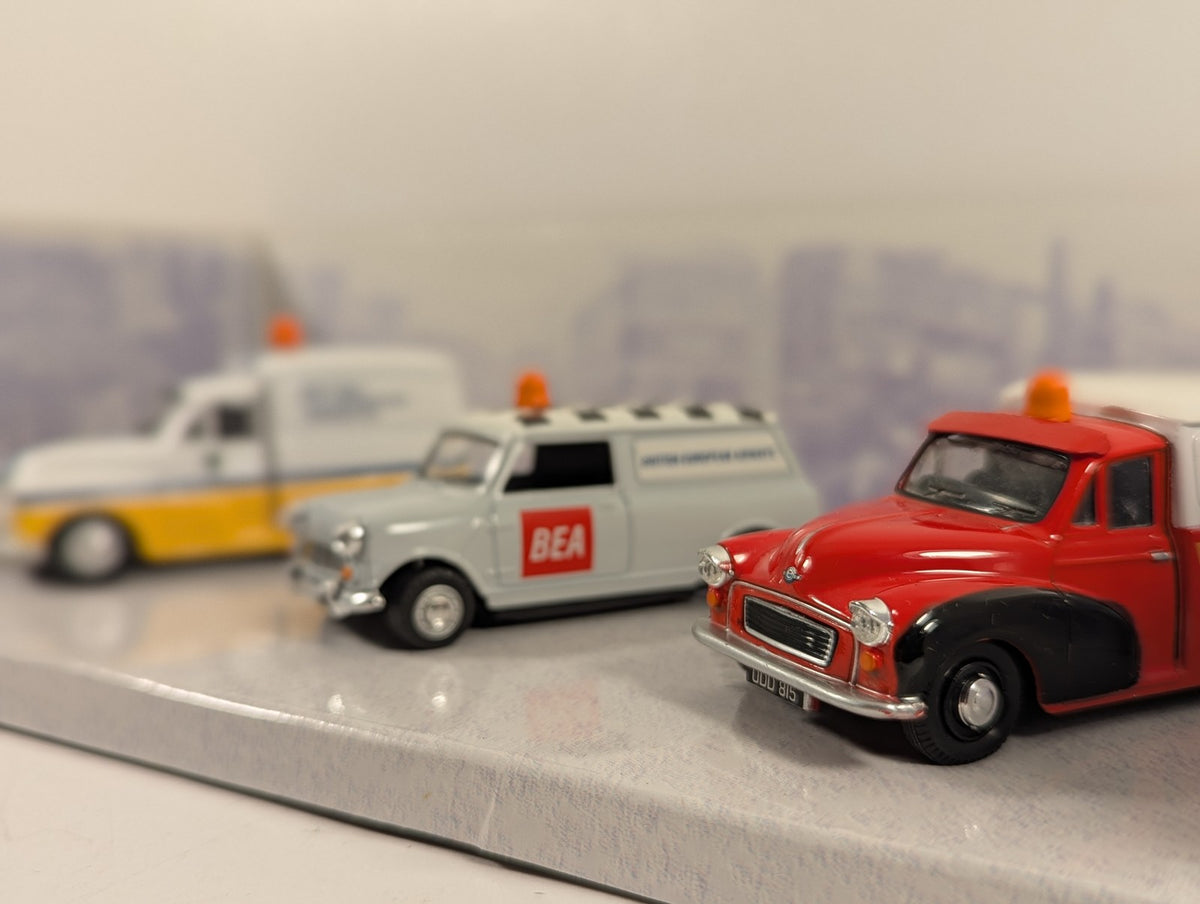 Oxford Diecast 1:76 Scale / OO Gauge Aviation 3 Piece Set Diecast Vehicle Set