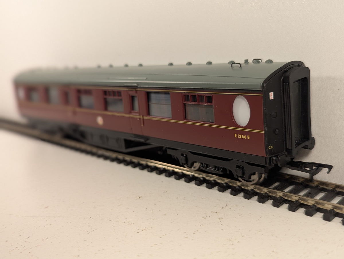 Bachmann OO Gauge Thompson CK Composite Corridor Coach Passenger Coach E1266E