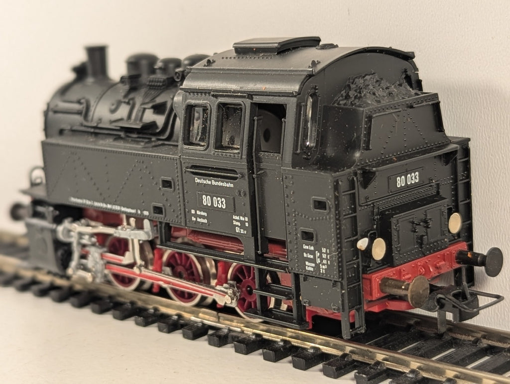 Roco HO Gauge DB Class 80 Steam Locomotive