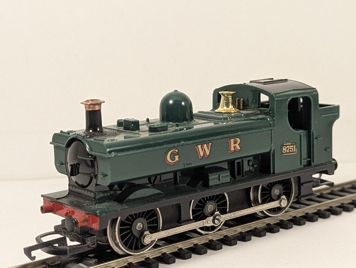 Hornby OO Gauge GWR Class 57xx 0-6-0PT Pannier Tank Steam Locomotive 8751