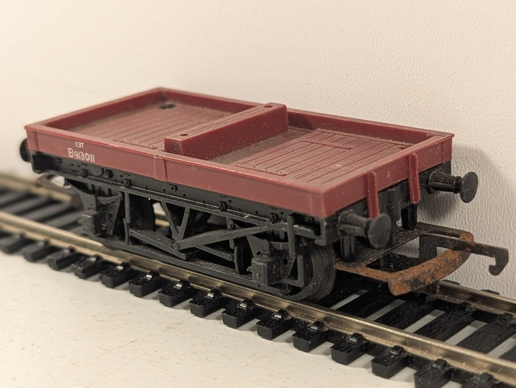 Tri-ang OO Gauge R14 BR 13T Medium Wagon B913011