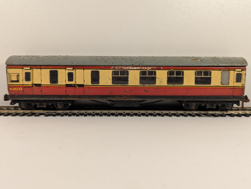 Hornby Dublo BR Carmine & Cream Brake Third Corridor Coach
