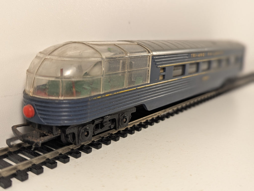 Tri-ang R133 Transcontinental Observation Car OO Gauge