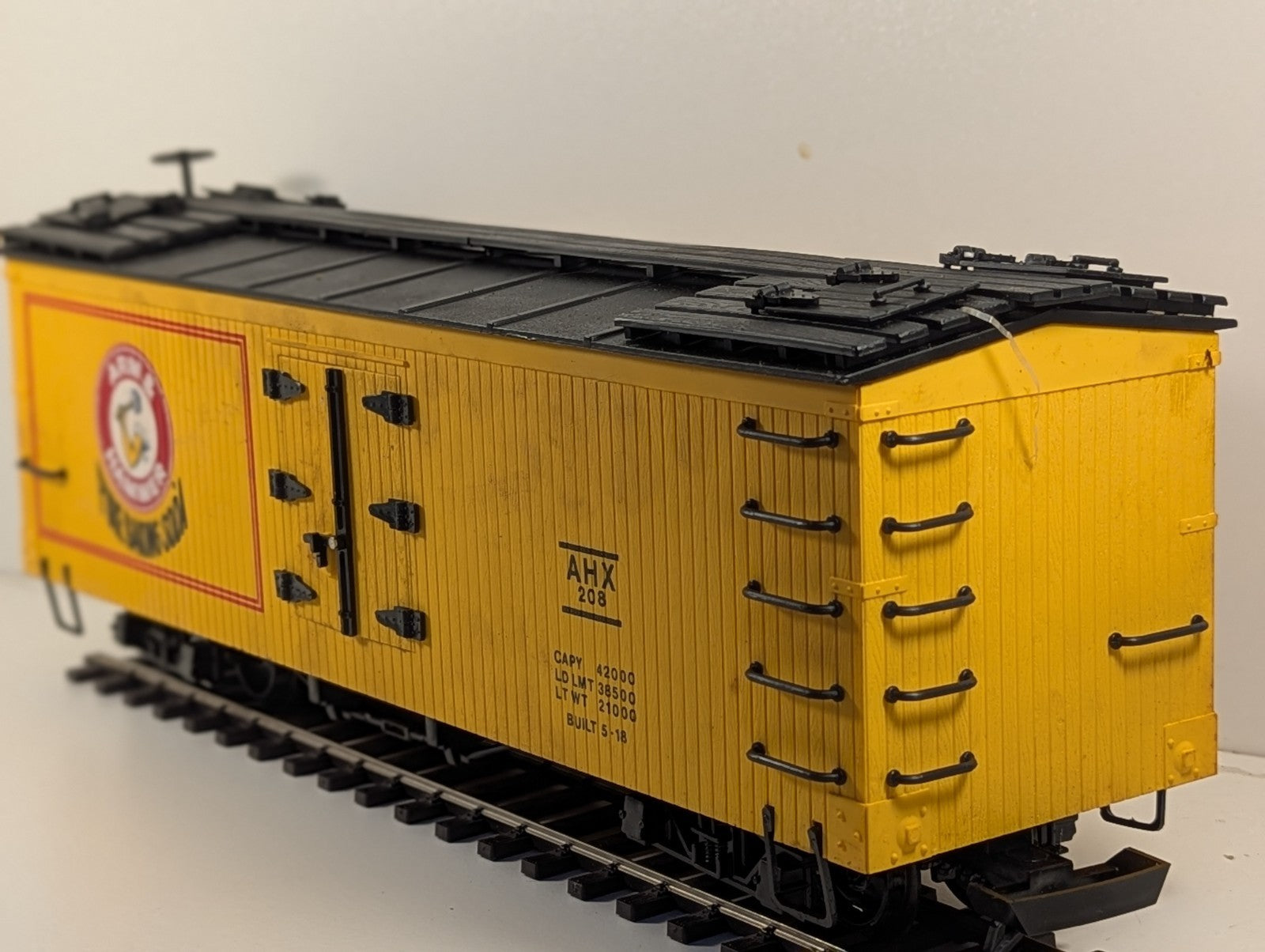 Bachmann G Scale Arm & Hammer Billboard Boxcar