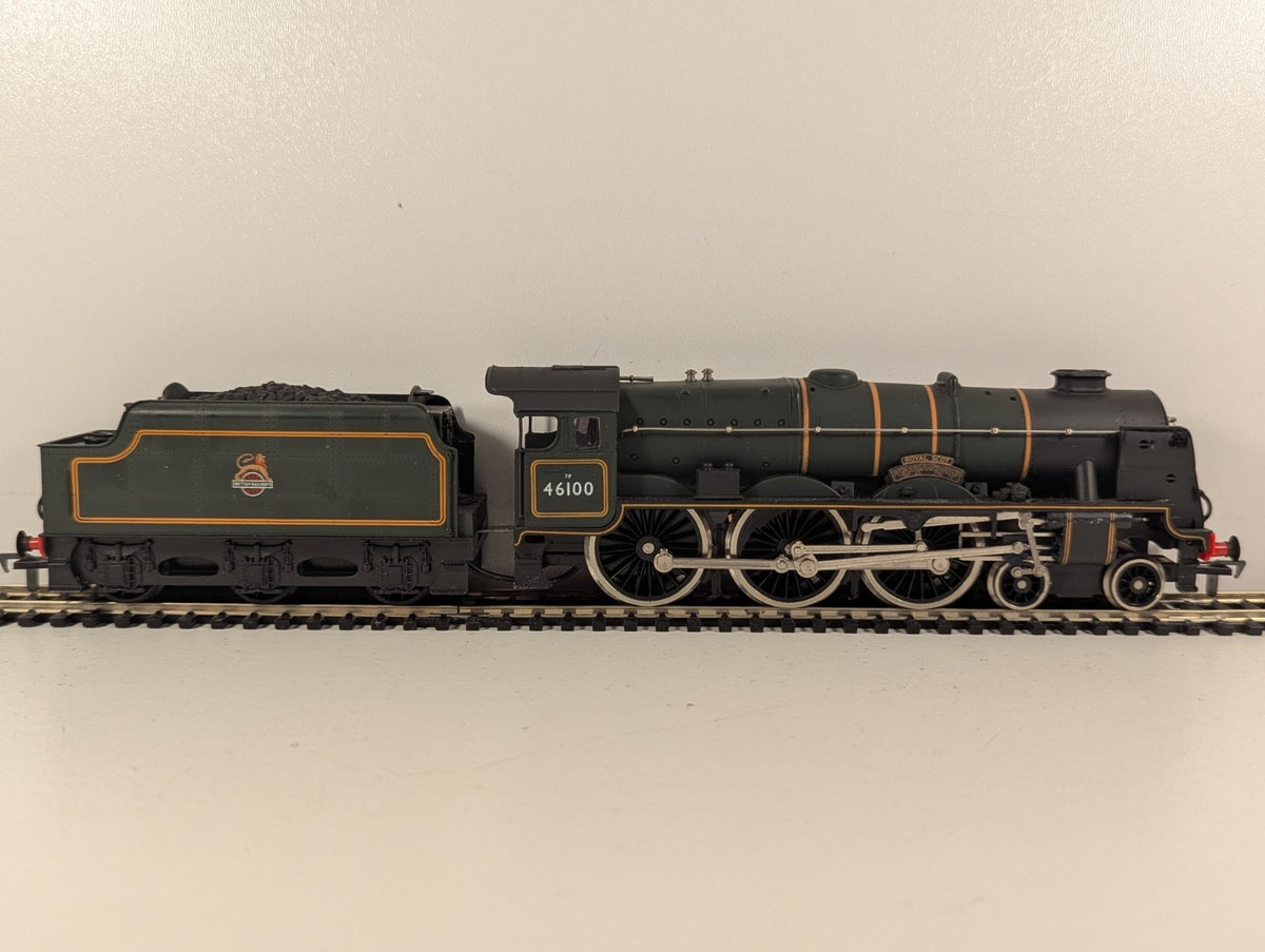 Airfix 54121-3 LMS Royal Scot 4-6-0 No.46100 BR Green