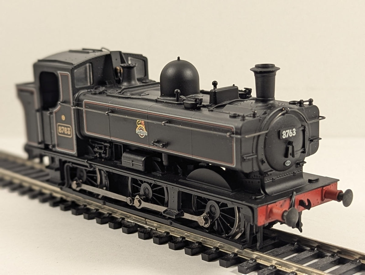 Bachmann OO Gauge Class 8750 Pannier Tank Steam Locomotive 8763 BR Lined Black