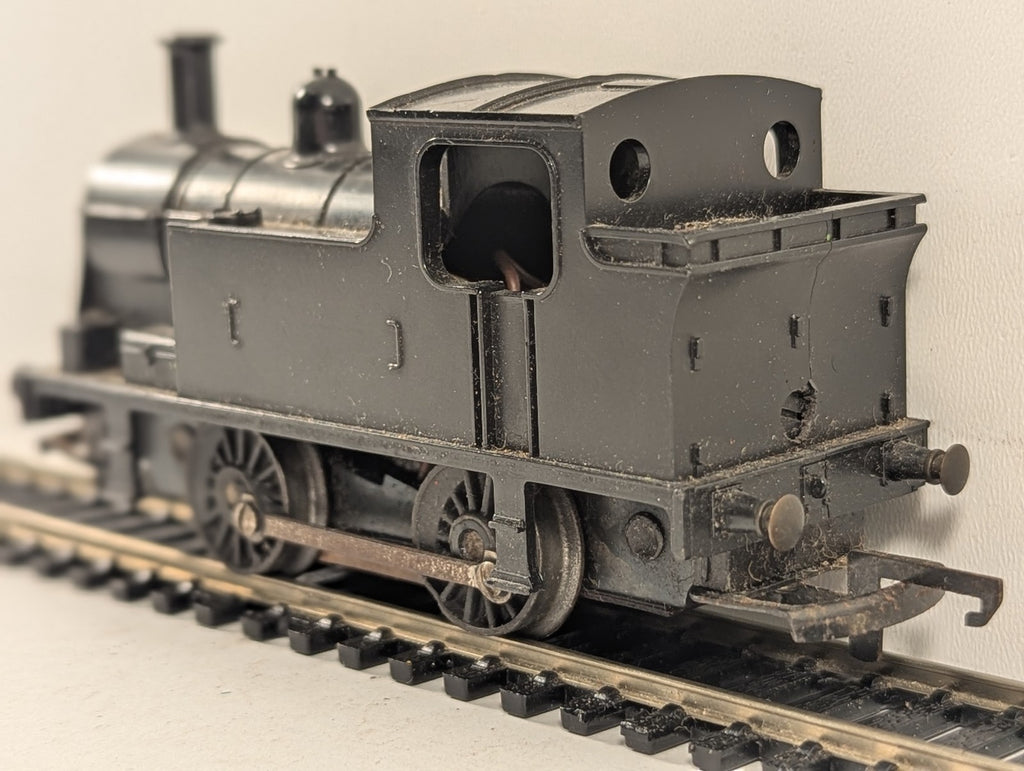 Tri-ang OO Gauge 0-4-0 Industrial Tank Locomotive Steam Locomotive Black R.355