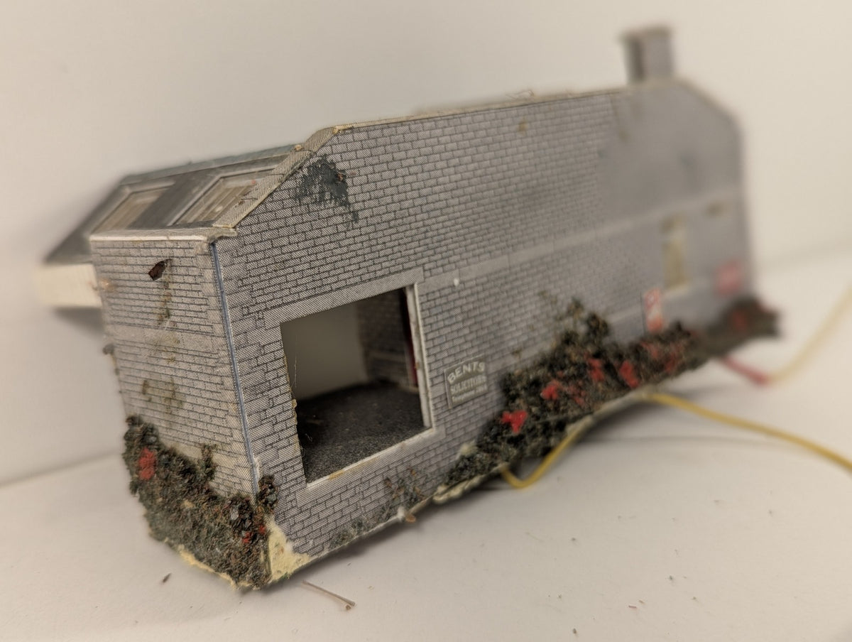 Superquick N Gauge Stone Railway Station Building A12