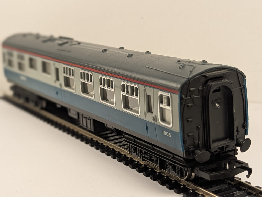 Hornby OO Gauge R426 BR Mk1 Buffet Car Coach 1805 Blue & Grey