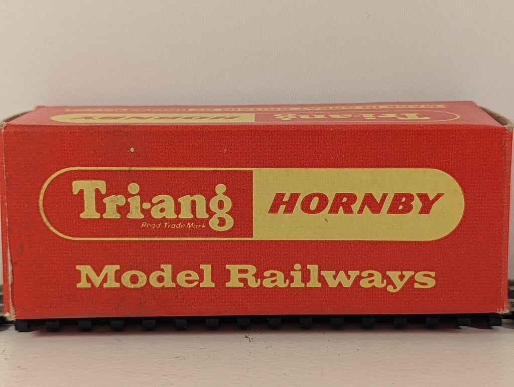 Hornby Tri-ang OO Gauge R676 Bolster Wagon B913011