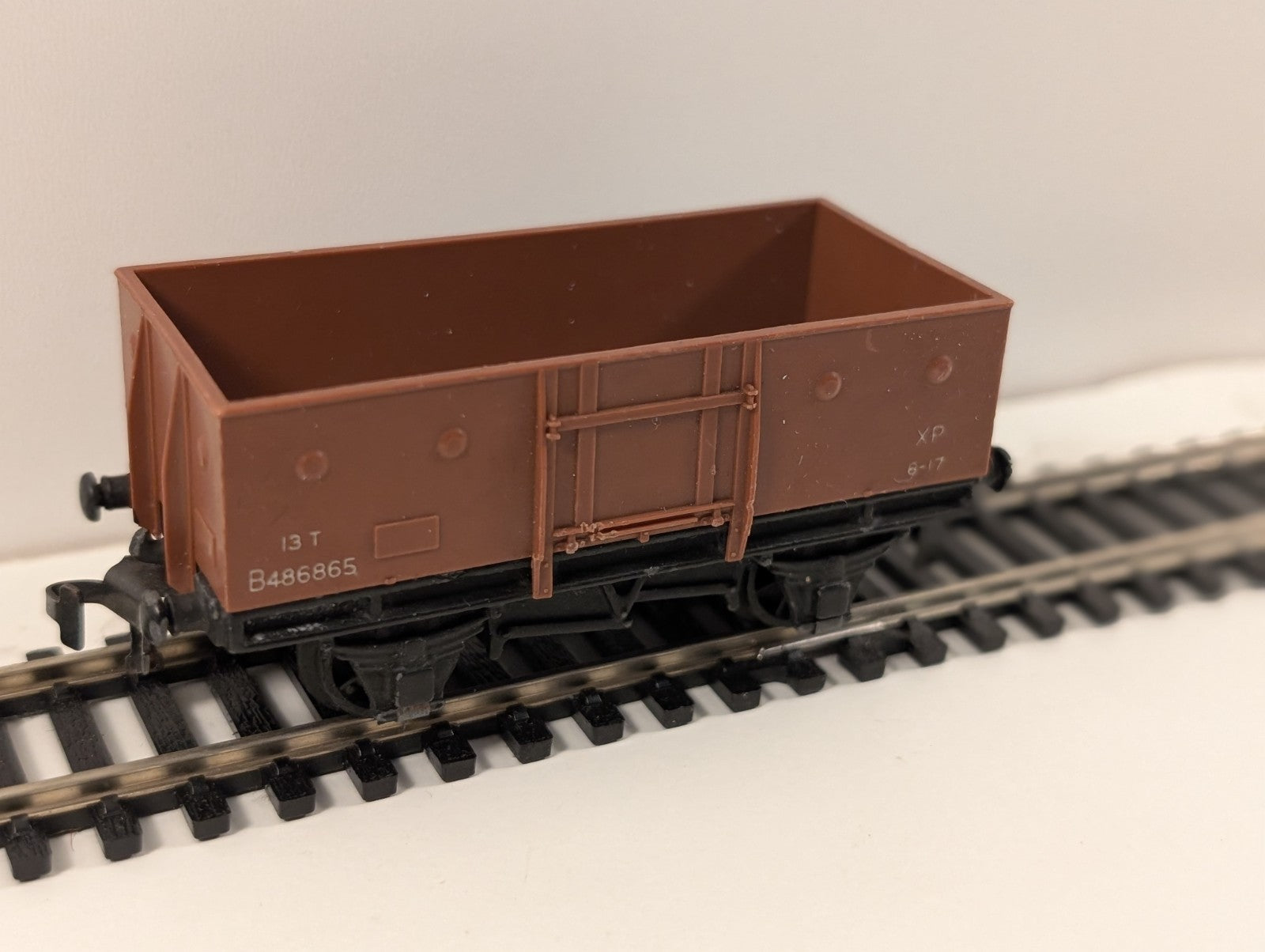 Hornby Dublo 13T Mineral Wagon – OO Gauge