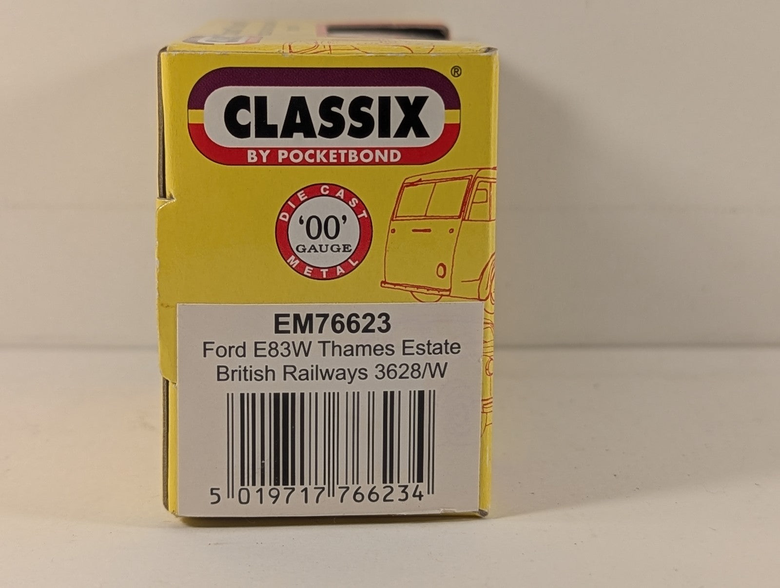 Classix 1:76 Scale / OO Gauge Ford E83W Thames Estate Die-cast Vehicle 3628 W