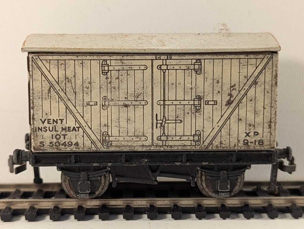 Hornby Dublo 10 Ton Insulated Meat Van Tinplate OO Gauge