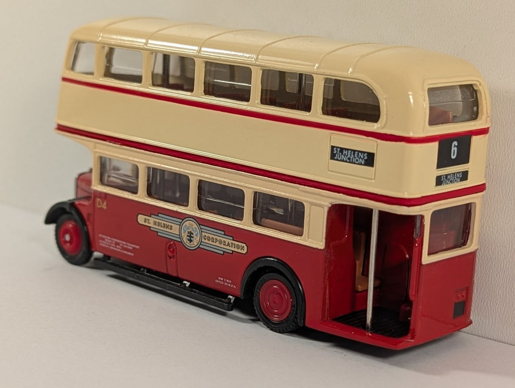 Exclusive First Editions (EFE) AEC RT Bus – St. Helens Livery – 1:76 Scale