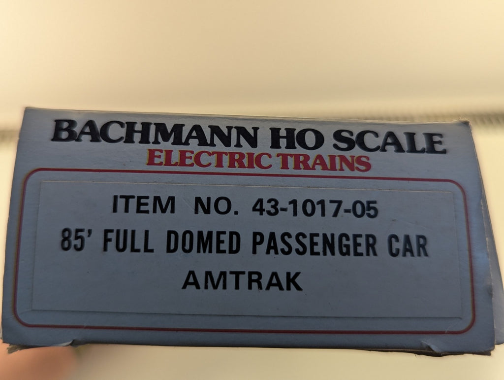 Bachmann Industries HO Scale Budd Amtrak Passenger Car 43-1017-05