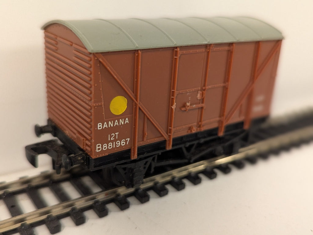 Hornby Dublo OO Gauge 12T Banana Van B881967