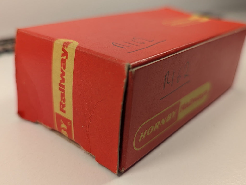 Hornby R162 OO Gauge Prime Pork Vent Van Wagon boxed