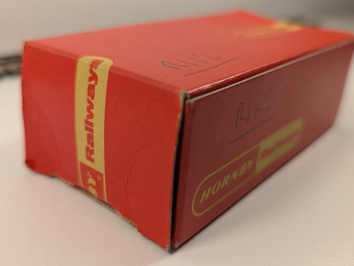 Hornby R162 OO Gauge Prime Pork Vent Van Wagon boxed